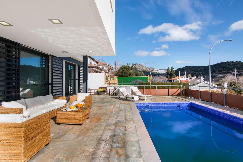 Villa Sierra Huétor Santillán エクステリア 写真